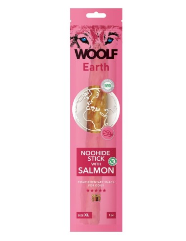 WOOLF EARTH STICKS WITH SALMON